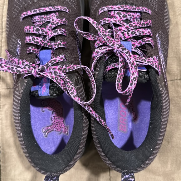 Great Used Brooks Revel Running Shoes - Picture 3 of 7